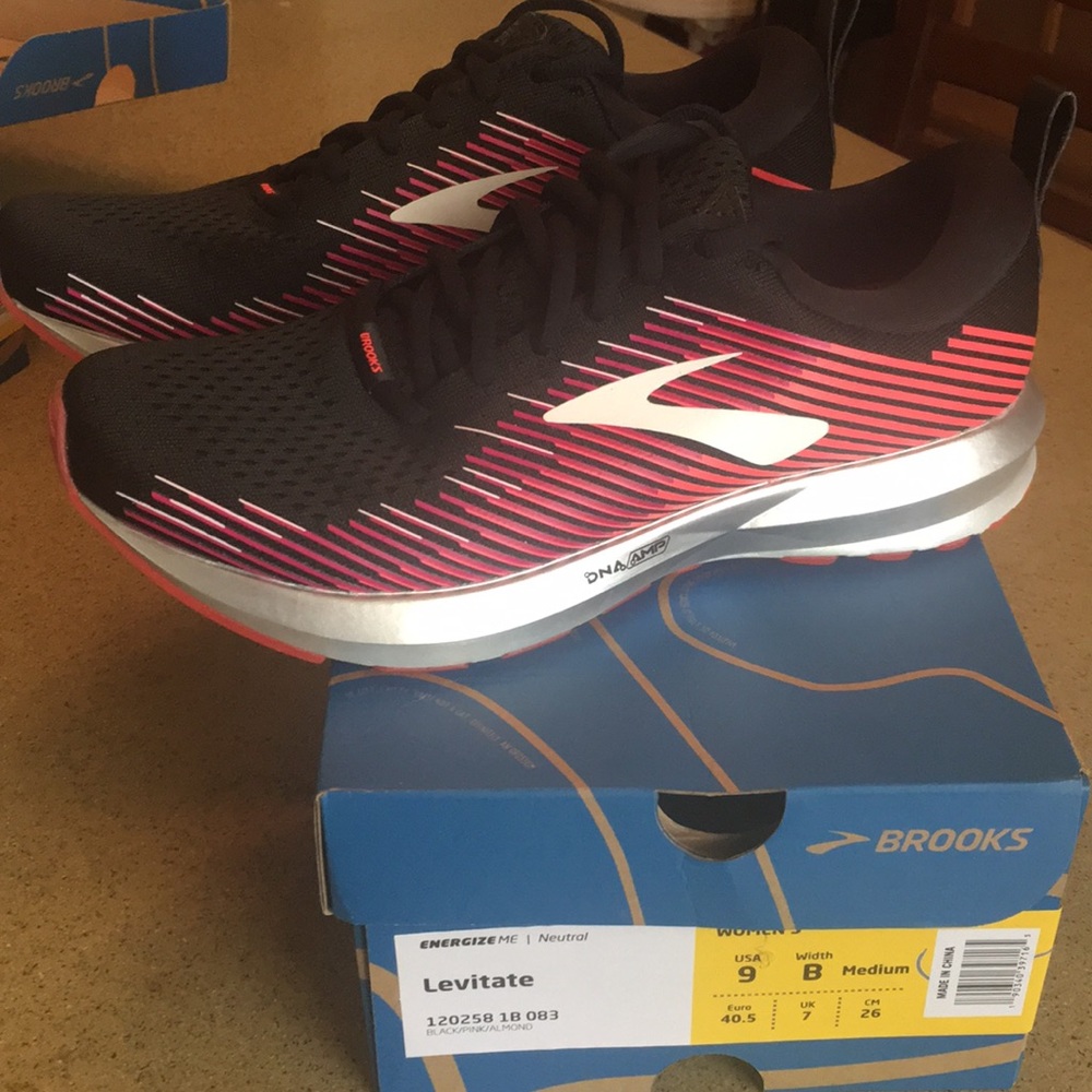 Brooks Levitate